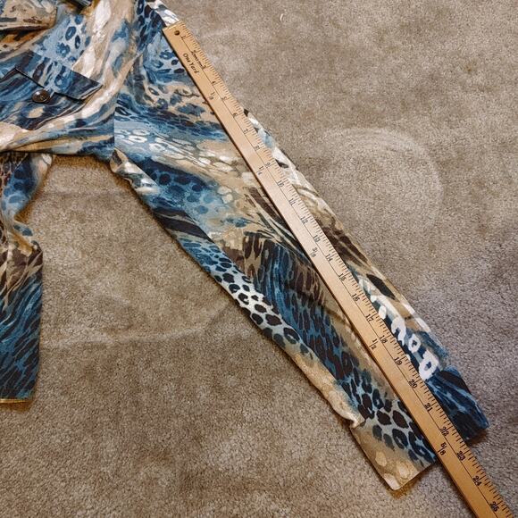 Chico's Size 1 Blazer Animal Print Faux Suede Soft Blue Tan Unique Eccentric Top - Picture 10 of 10